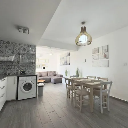 Irma's 2 Bedroom Ayianapa *